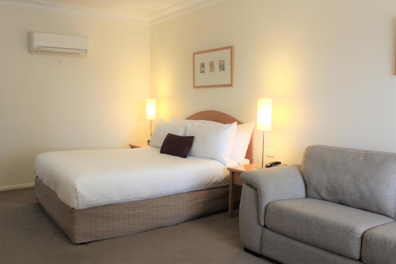 Carlyle Suites & Apartments Wagga Wagga Exterior foto